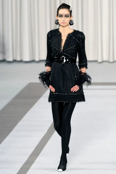 Look 25